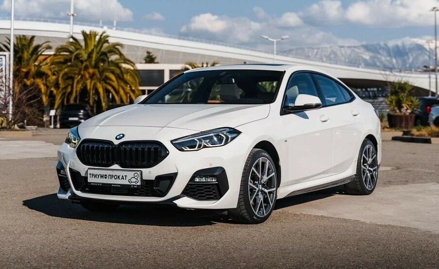 <span style="font-weight: bold;">BMW 218</span> <span style="font-weight: bold;">F44 Седан 9.000 ₽ / сутки</span>