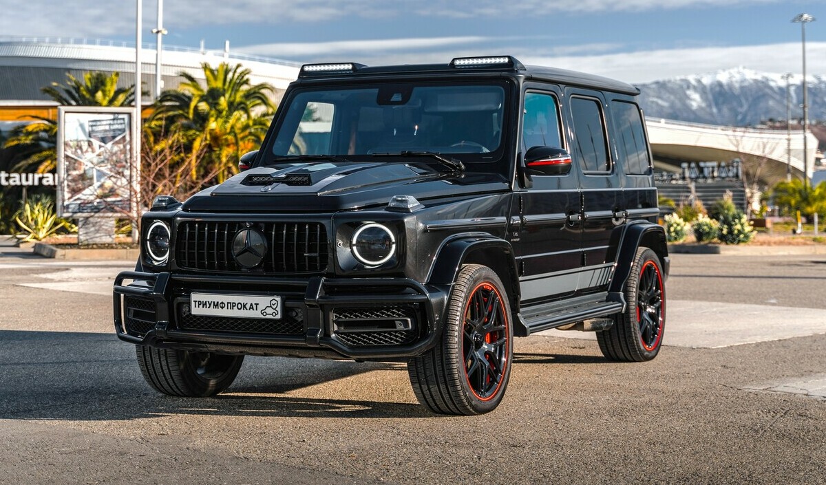 <span style="font-weight: bold;">Mercedes G 63 AMG 69.000 ₽ / сутки</span>