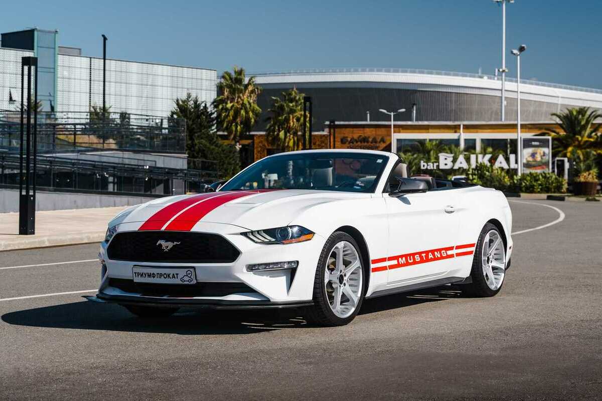 <span style="font-weight: bold;">Ford Mustang White Акция - 9.900 ₽ / сутки</span>