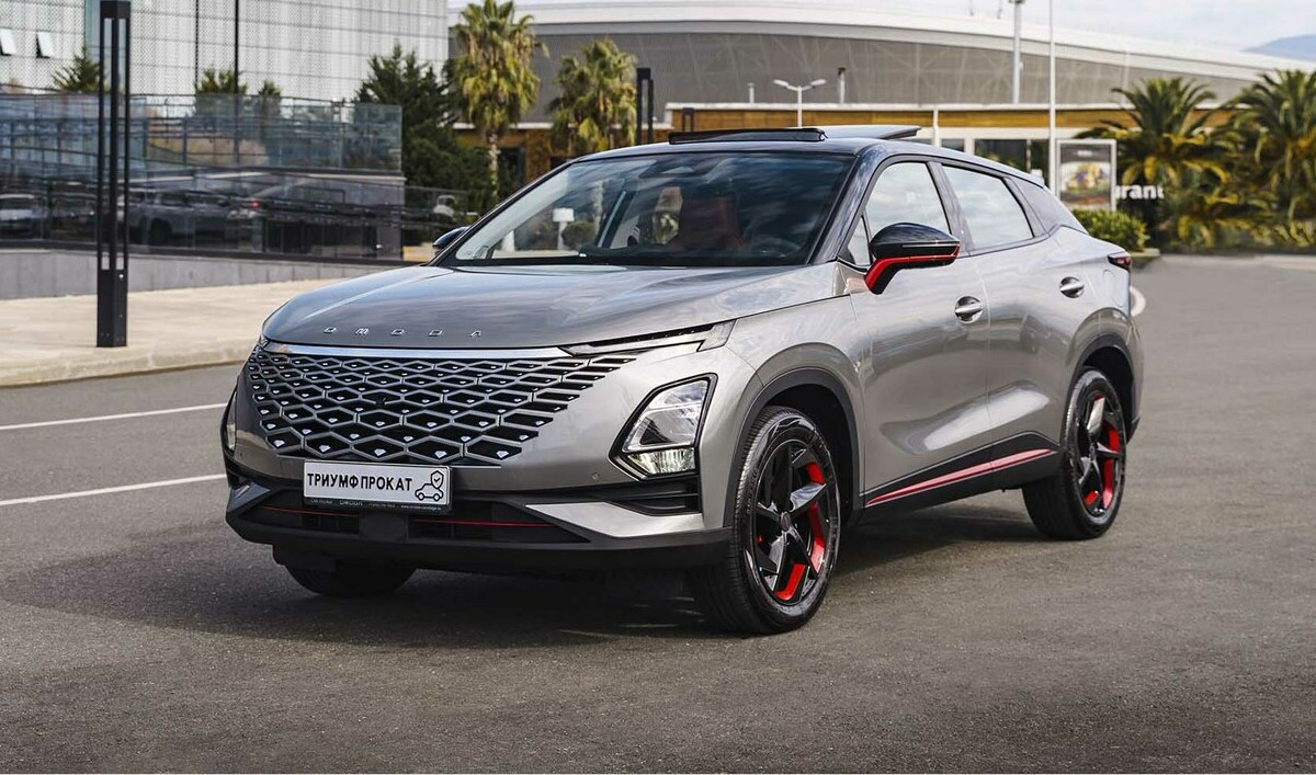 <span style="font-weight: bold;">Omoda C5 Black 6.500 ₽ / сутки</span>